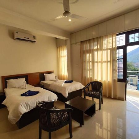 Hostel Zostel Rishikesh, Laxman Jhula Exteriér fotografie
