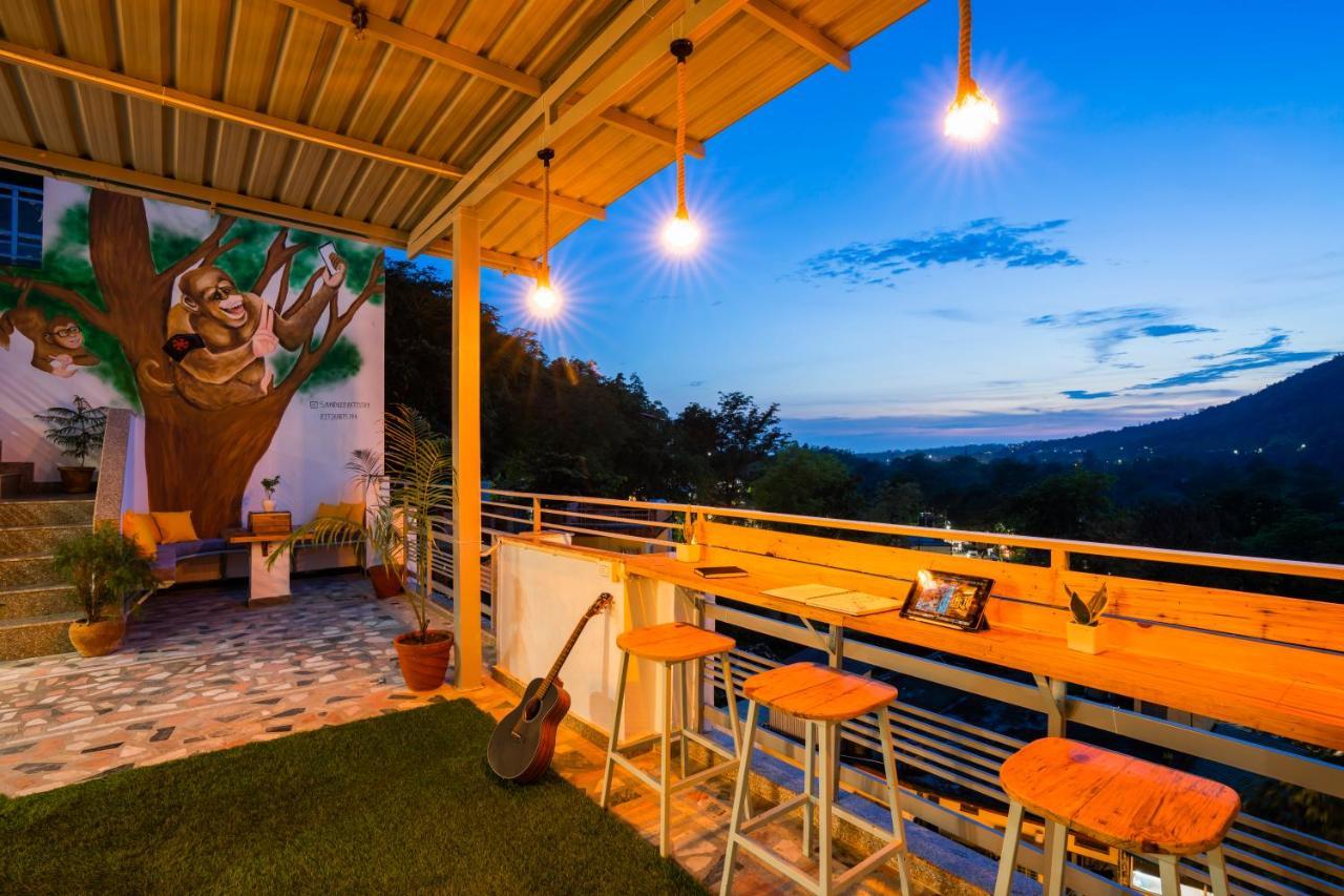 Hostel Zostel Rishikesh, Laxman Jhula Exteriér fotografie