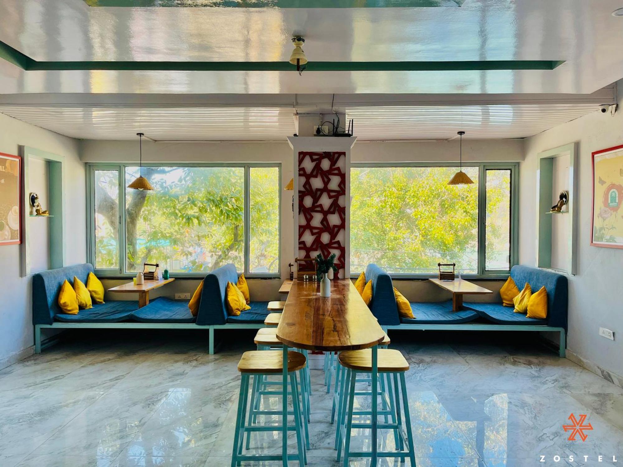 Hostel Zostel Rishikesh, Laxman Jhula Exteriér fotografie